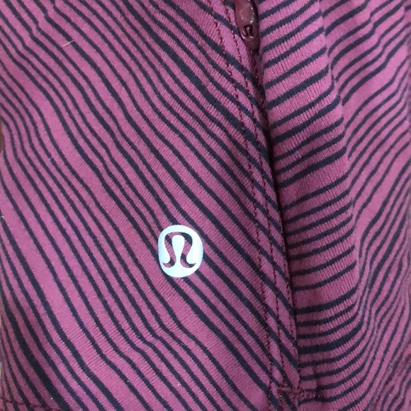 Lululemon Purple and Black Long Sleeve sz 4 - Picture 3 of 5